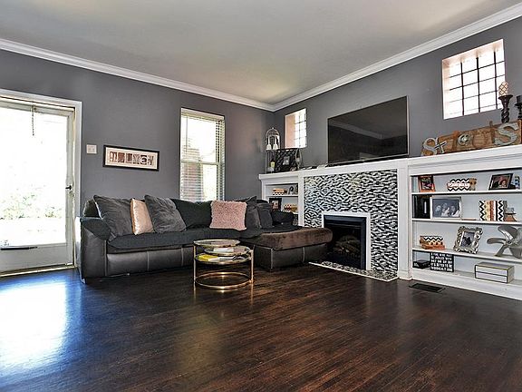 5th image of 6556 Hoffman Ave