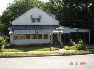 1616 N Hampton Ave, Springfield, MO 65803