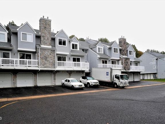 2nd image of 1609 Arthur Street