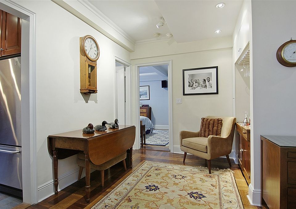 1st image of 411 W End Ave APT 4F