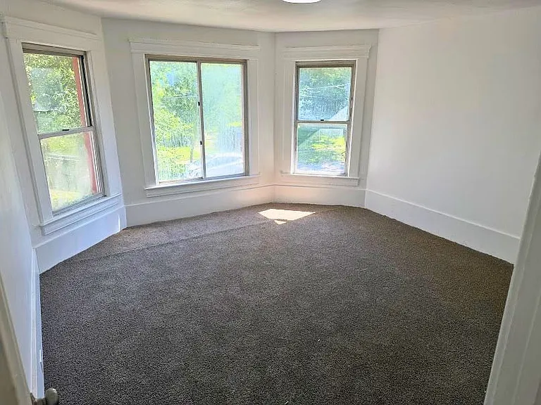 15007 Cardinal Ave — Photo 14