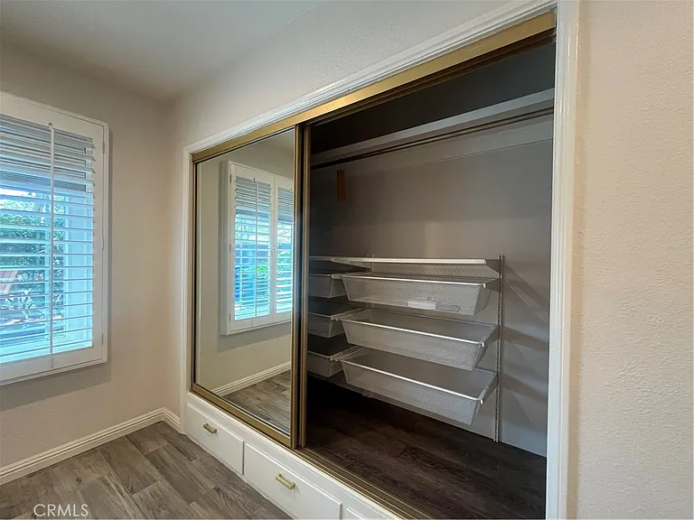 8917 Krueger St — Photo 15