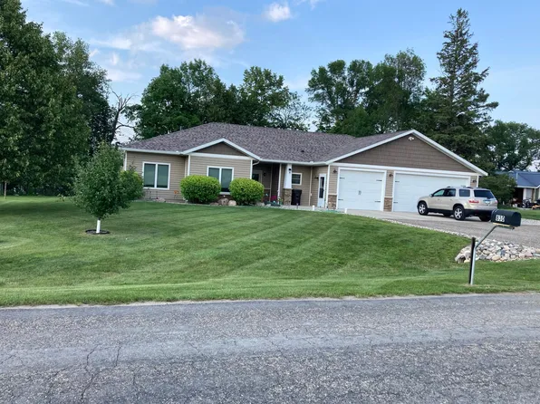 830 E Scharf Ave, Vergas, MN 56587