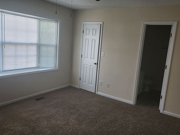 5th image of 3929 Aaa3 Sterling Pointe Dr