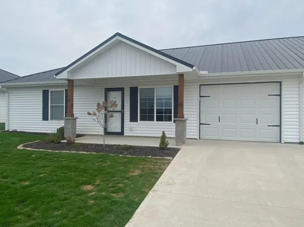 1631 Wright St, Bellefontaine, OH 43311