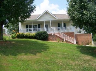 200 Chaney Dr, Kingsport, TN 37660