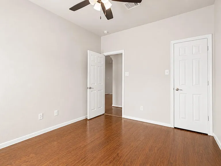 7 Umbria Ln — Photo 40