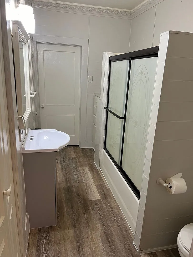 Large 3/2 Home in Sweetwater with Shop — Photo 2