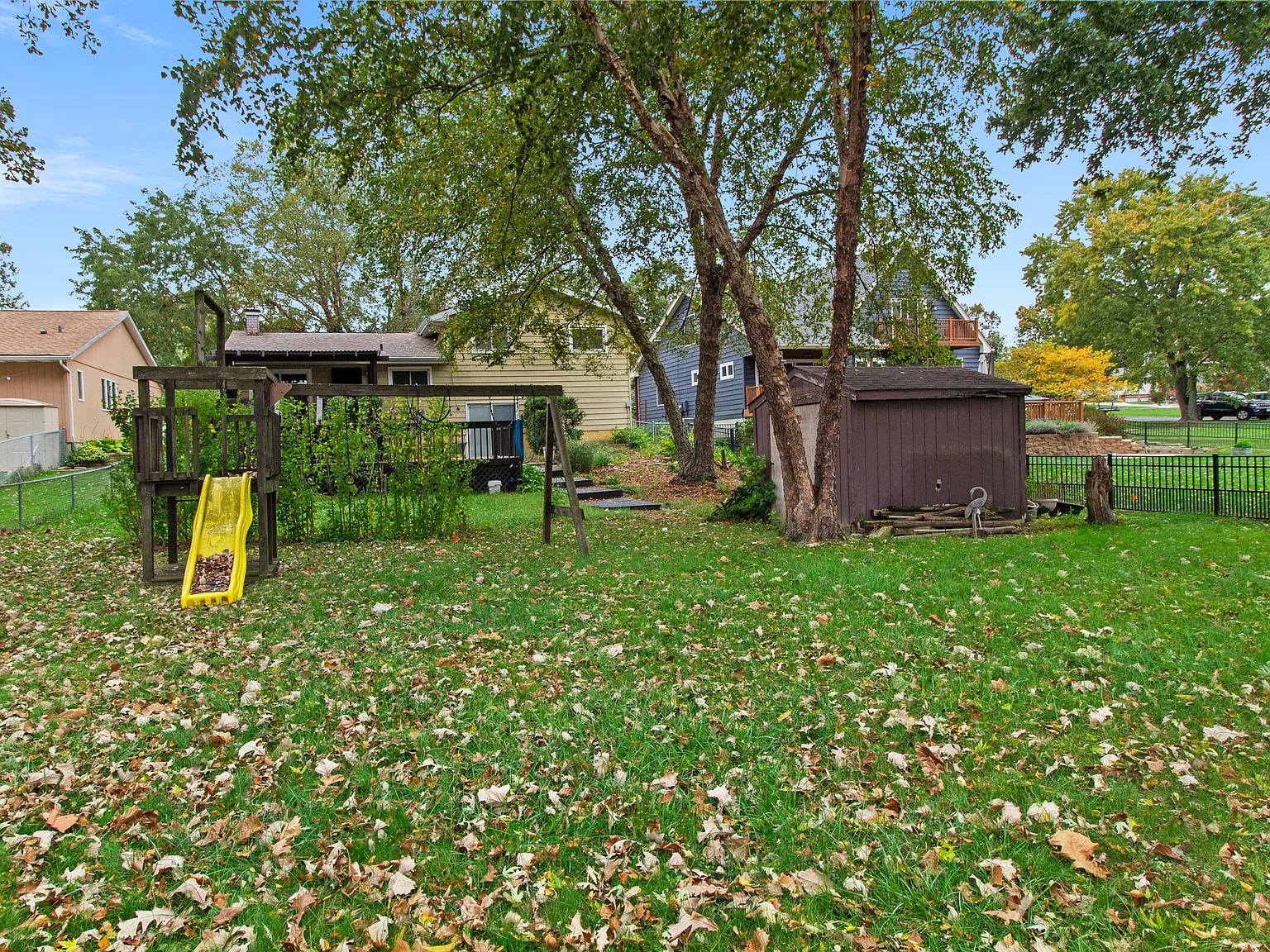 3 bed, 1848 sqft, $2,500 — Photo 3