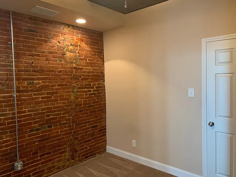 405 Hampshire St — Photo 11