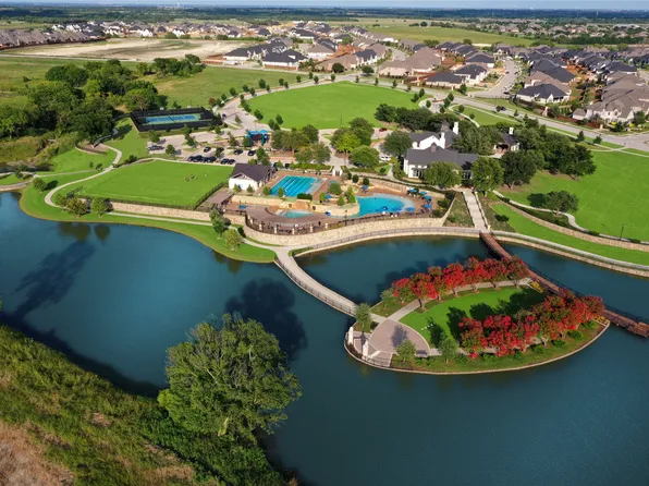 3241 Lexington Dr, Celina, TX 75009