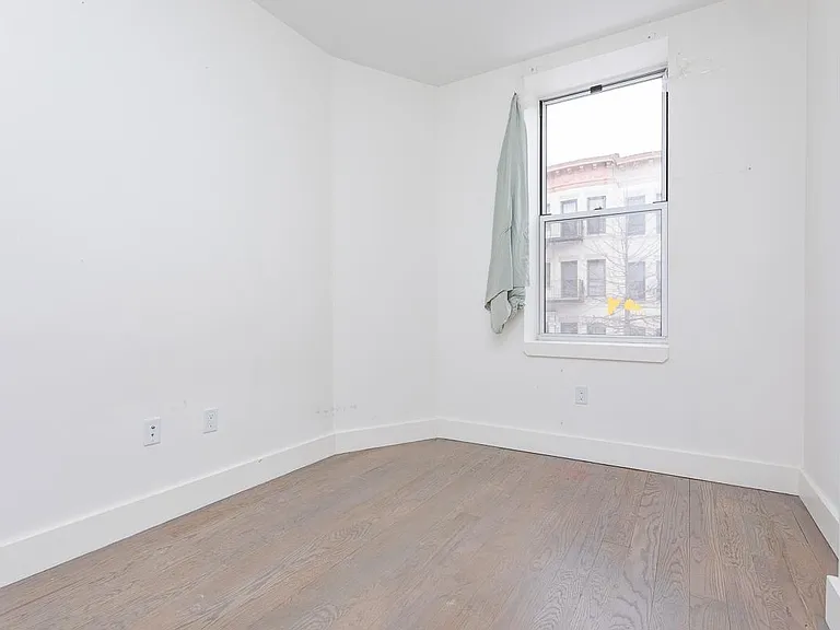 824 Lexington Ave #4I — Photo 4