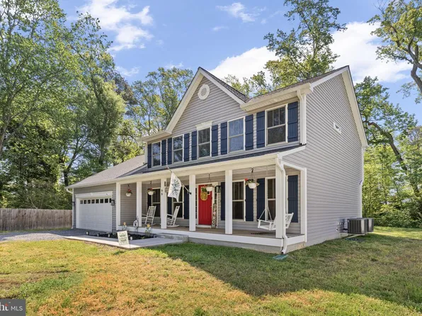 66 San Pedro Dr, Colonial Beach, VA 22443