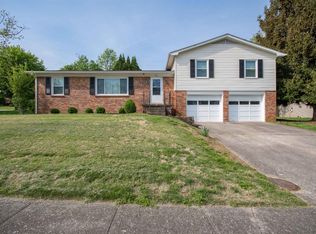 332 Ashmoor Dr, Lexington, KY 40515