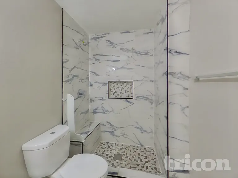 419 Windhurst Dr — Photo 23