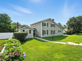 233 Basil Rd, Chicopee, MA 01020