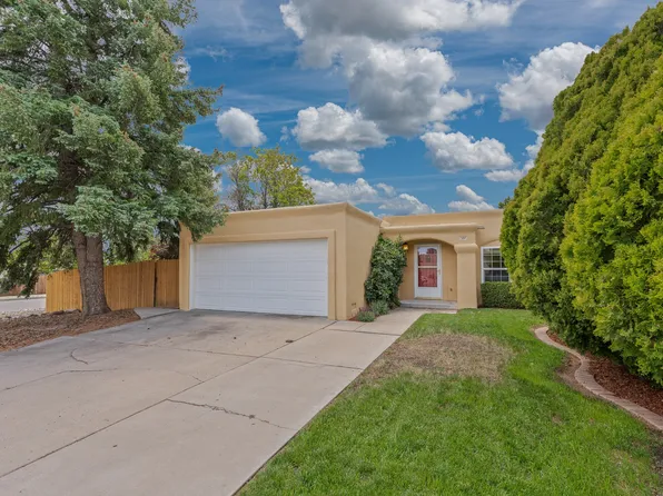 397 Connie Ave, White Rock, NM 87547