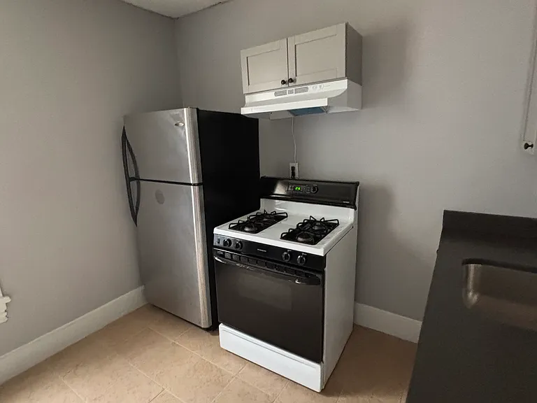 81 Elm St #2-A — Photo 2