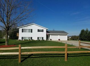 6837 Beck Ln, West Bend, WI 53090
