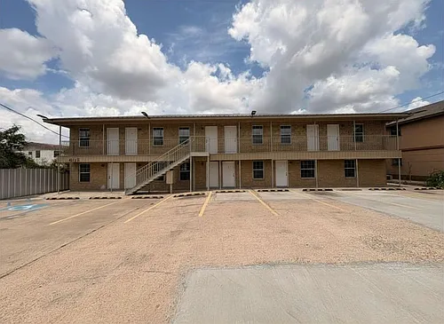 4018 San Agustin Ave #F Photo 1