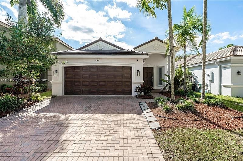 1st image of 1046 Golden Cane Dr
