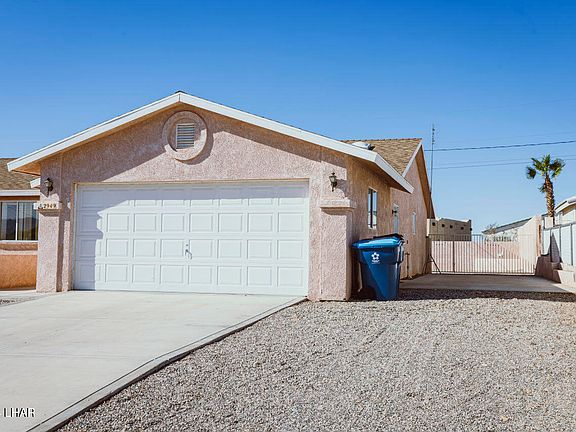 3rd image of 2949 Coconino Dr