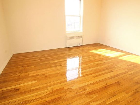 2nd image of 59 Gelston Ave APT 5L