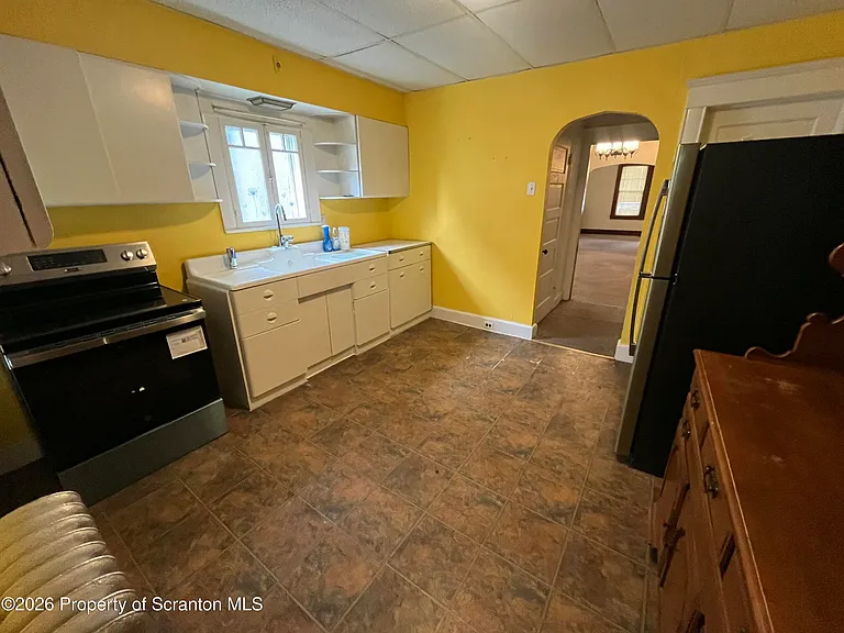 85 Belmont St — Photo 13