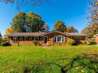 210 Kingswood Dr, Clarksville, TN 37043