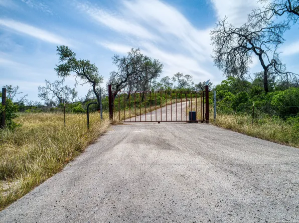 3044 County Road 2615 LOT 3&4, Rio Medina, TX 78066