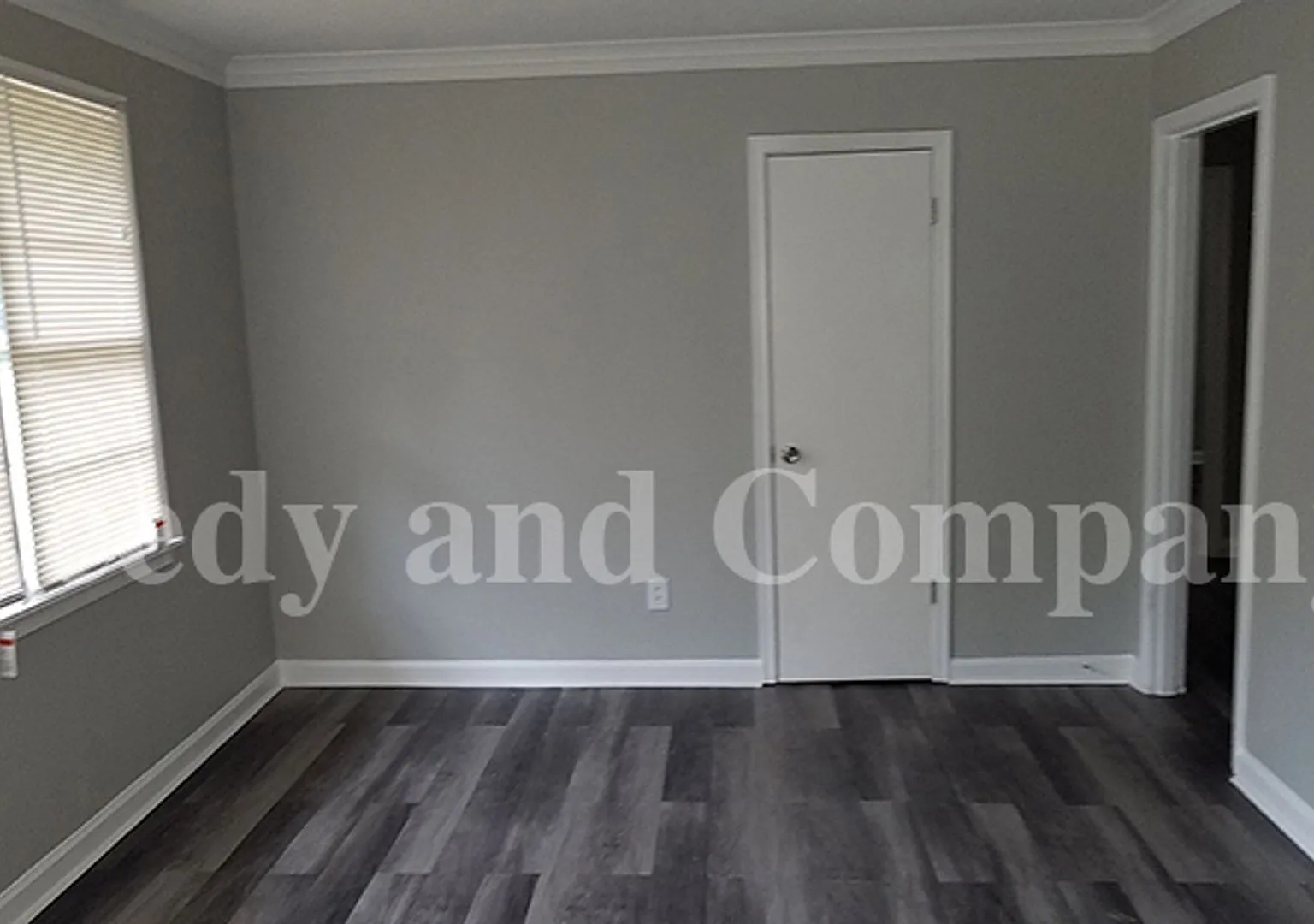 Welcome to 893 Linwood Road! — Photo 3