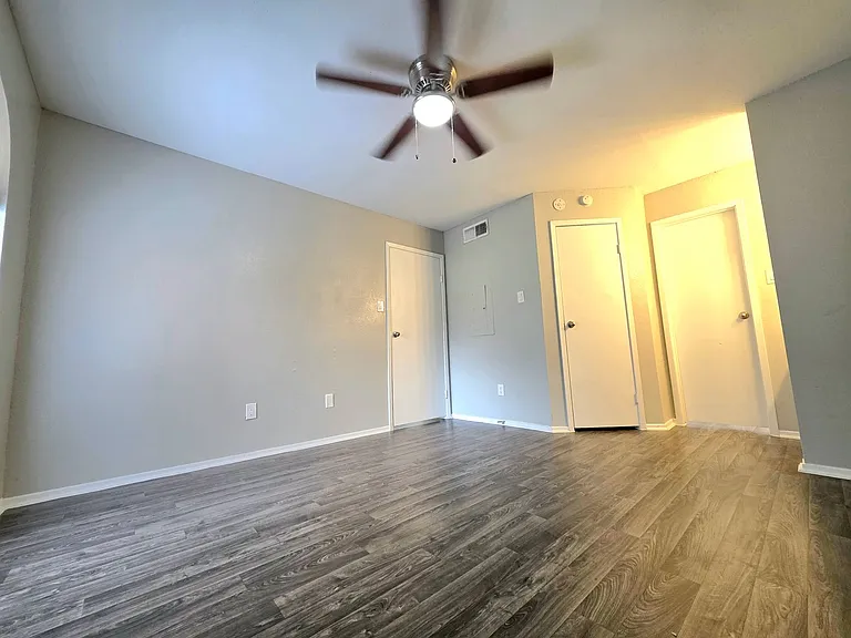 534 Hunt Ln — Photo 39