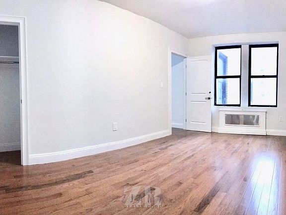 3rd image of 715 Saint Marks Ave APT 2B