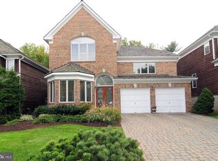 5514 Thornbush Ct, Bethesda, MD 20814