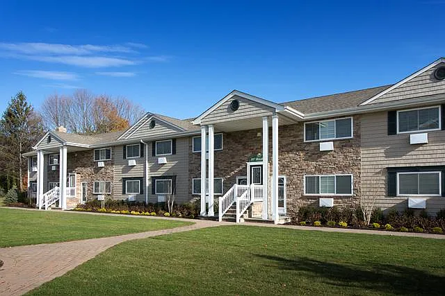 Fairfield Eastbrook Gardens — Photo 2
