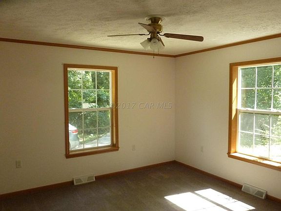 5th image of 10579 Mumfords Ln