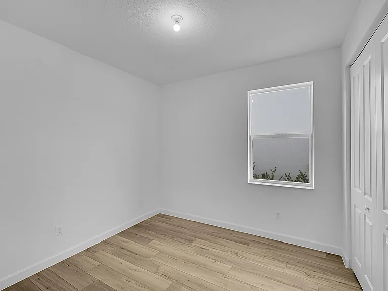 3501 Harborside Ave — Photo 9