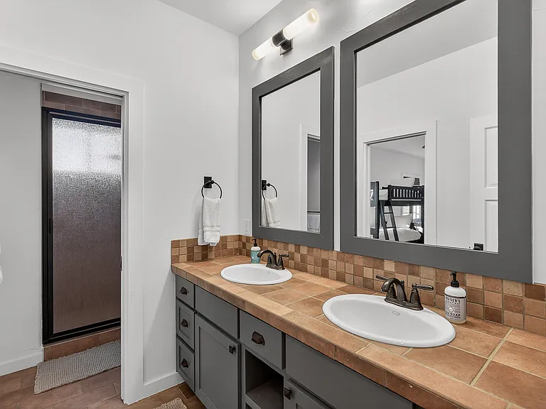 127 Applehead Island Dr — Photo 21