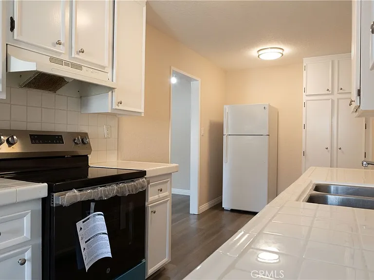 2386 E Del Mar Blvd #203 — Photo 5