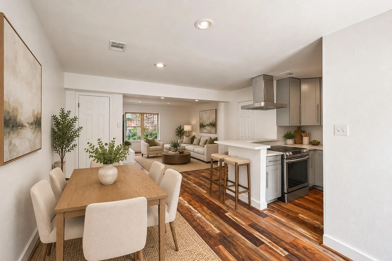 2 bed, 1.5 bath, 1286 sqft, $2,100 — Photo 1