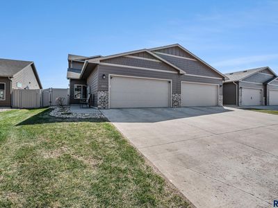 5927 S Bounty Pl, Sioux Falls, SD, 57108