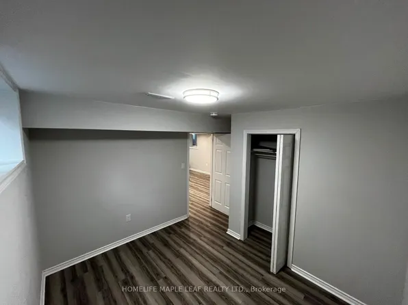 96 Honey St #Basement, Cambridge, ON N1T 0C6