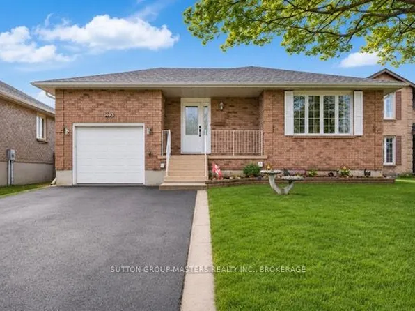 1080 Palmerston Cres, Kingston, ON K7P 2P5