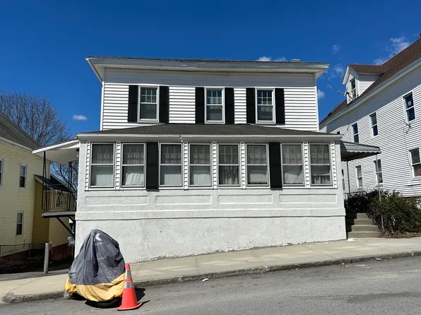 41 Orient St, Worcester, MA 01604