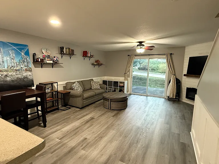 5431 N Hickory St — Photo 3