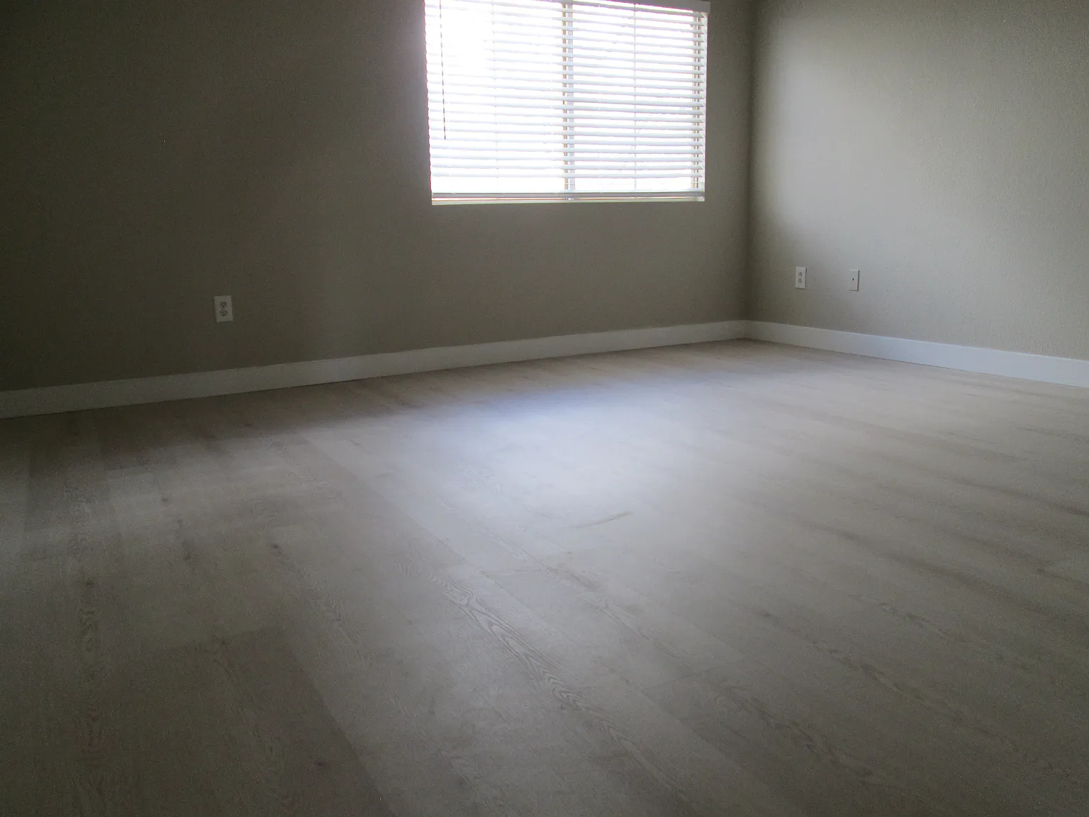 2 bed, 1248 sqft, $1,795 — Photo 4