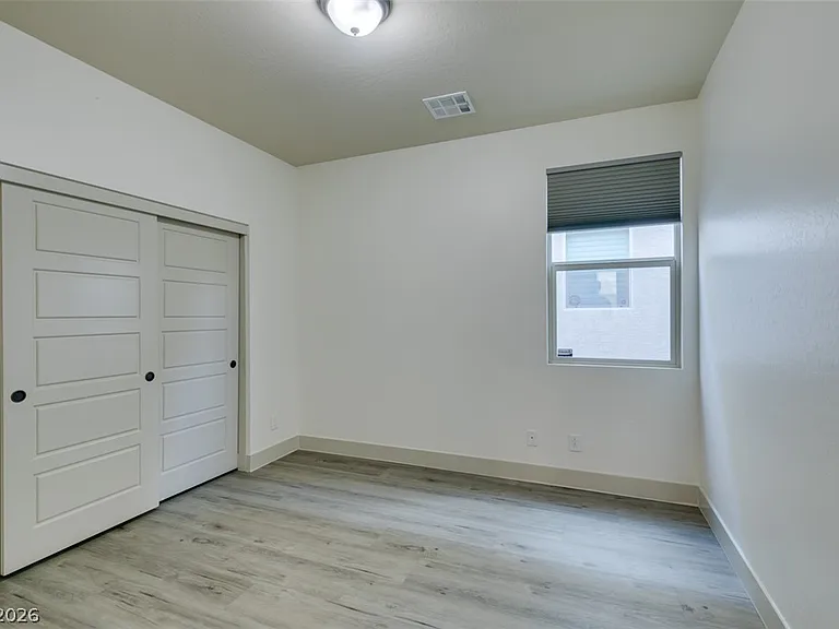9009 Janice Glen Ave — Photo 19