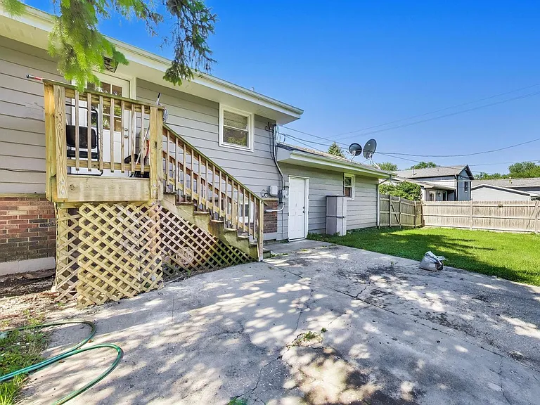 25378 W Park Ct — Photo 35