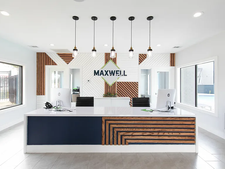 Maxwell Apartments — Photo 26