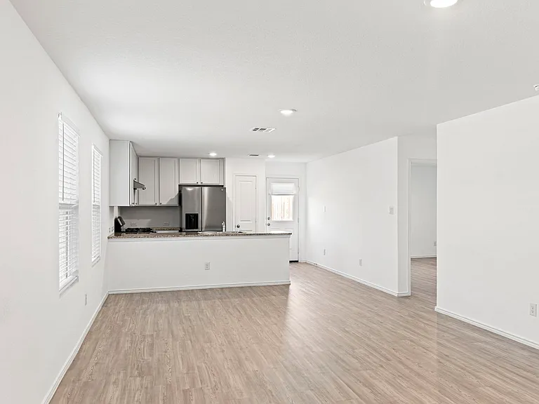 10129 Bridgton Ml — Photo 6
